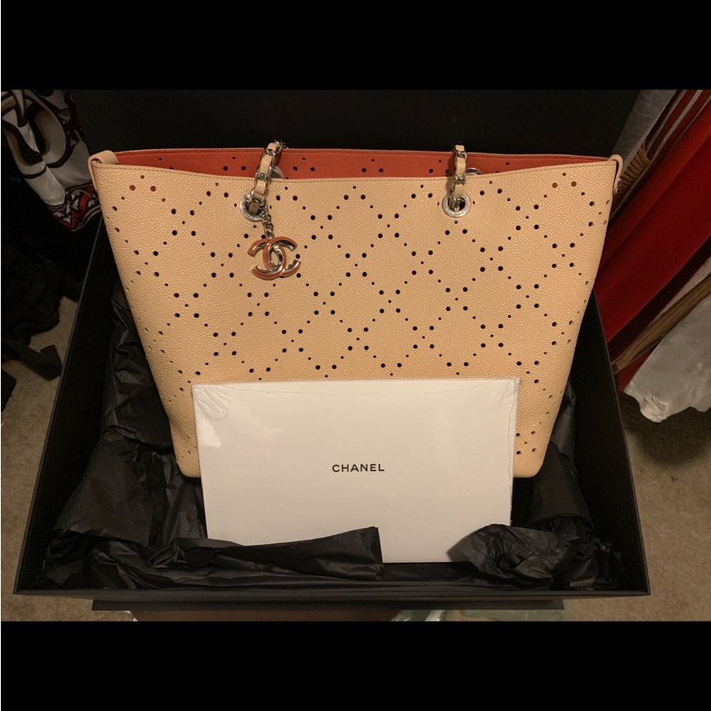Chanel hand bag